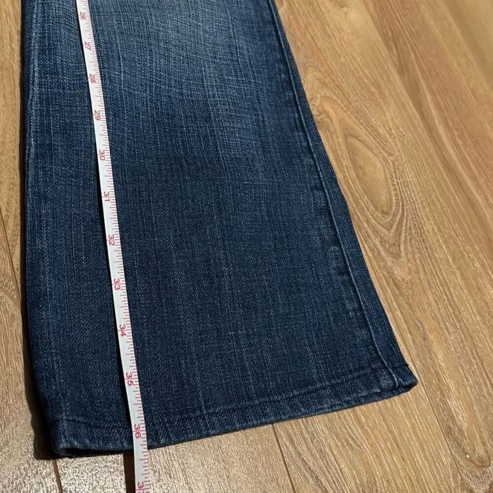 Rock & Republic Jeans Size 29 with purple studs on back and purple stitch lining